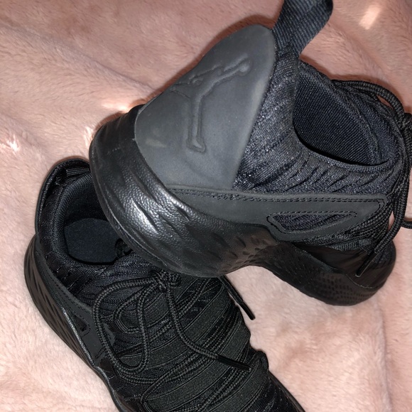 Nike air Jordan formula 23 low bg - Picture 7 of 8